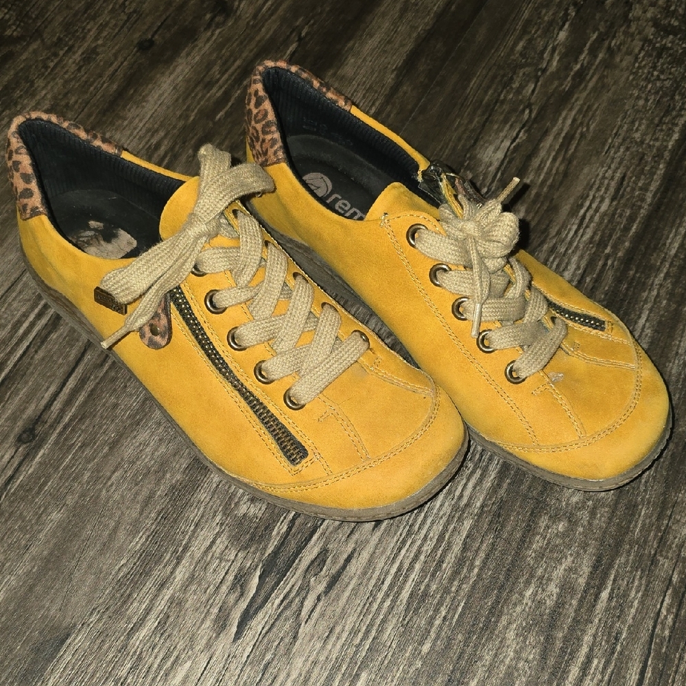Remonte Softfoam Women's Mustard Yellow Sneakers Sz 36